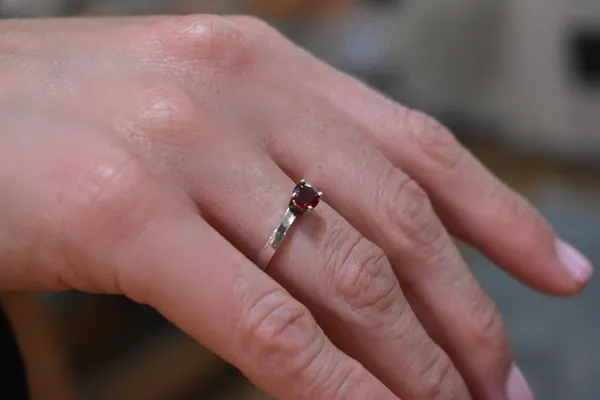 Créez votre bague en argent et pierre fine - Image n°3 - Wecandoo