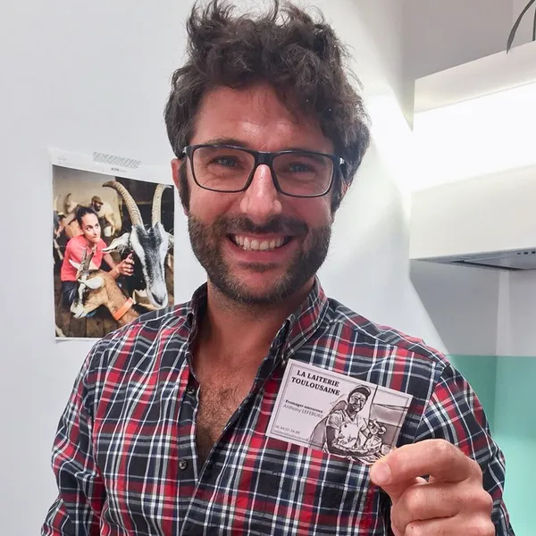 Réunissez votre équipe dans une laiterie et réalisez vos tommes et ricottas avec Anthony - Image n°5 - Wecandoo