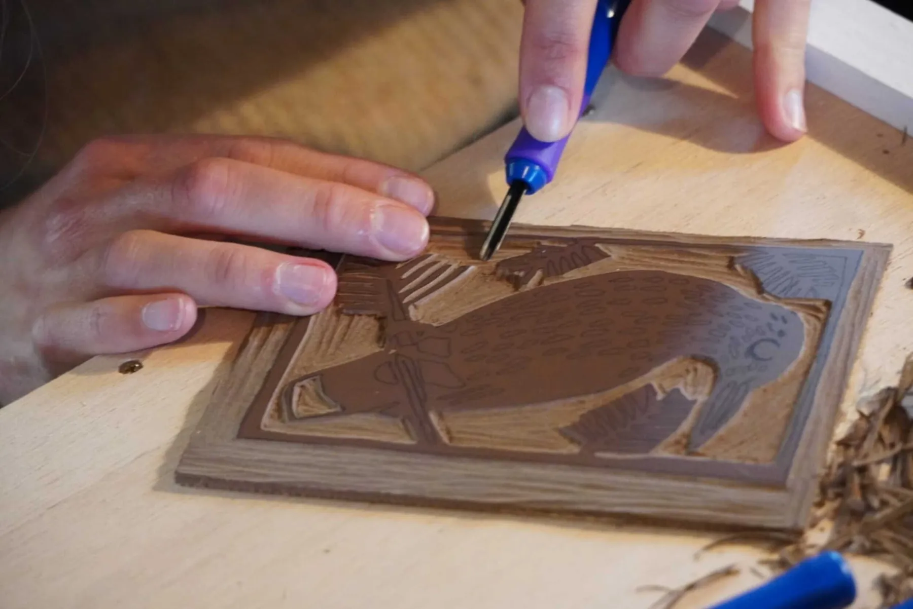 Enchantez votre équipe et initiez-les à la linogravure avec Maxine - Image n°2 - Wecandoo