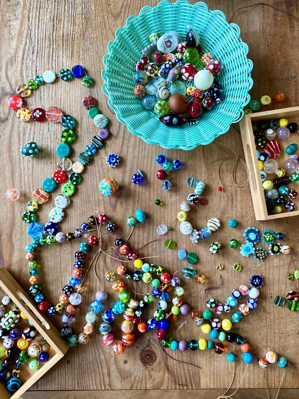 Créez en duo vos perles de verre au chalumeau