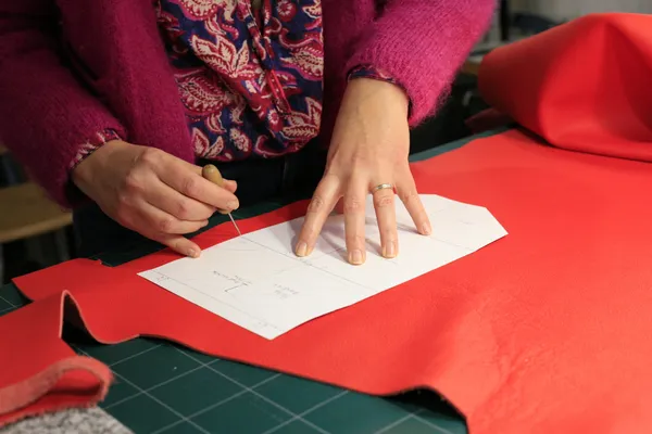 Fabriquez votre pochette zippée en cuir - Image n°4 - Wecandoo