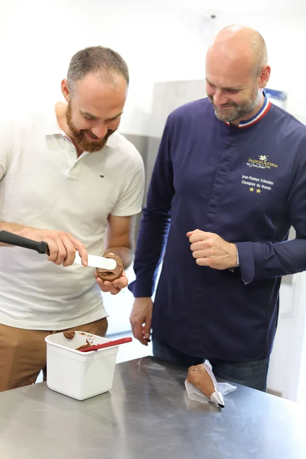 Réalisez votre bûche de Noël avec un Meilleur Ouvrier de France (MOF) - Image n°5 - Wecandoo