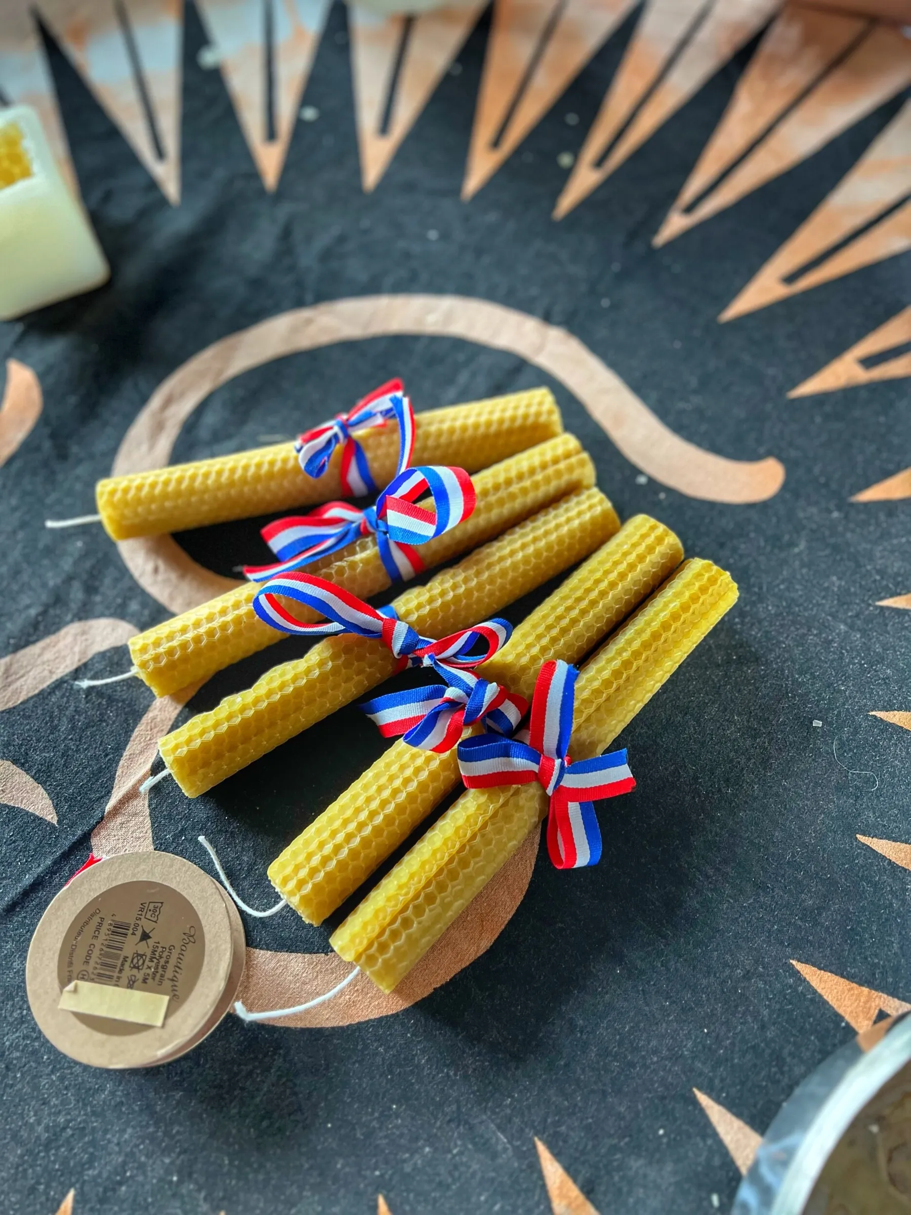 Fabriquez votre bee wrap et votre bougie en cire d'abeille - Image n°1 - Wecandoo