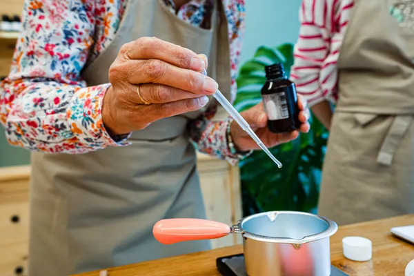 Fabriquez votre baume pour le corps et votre savon avec Caroline - Afbeelding nr. 3 - Wecandoo