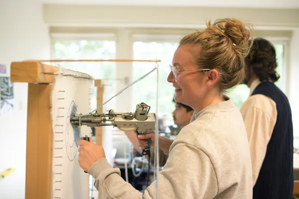 Tuftez votre petit tapis avec Emanuel - Image n°5 - Wecandoo