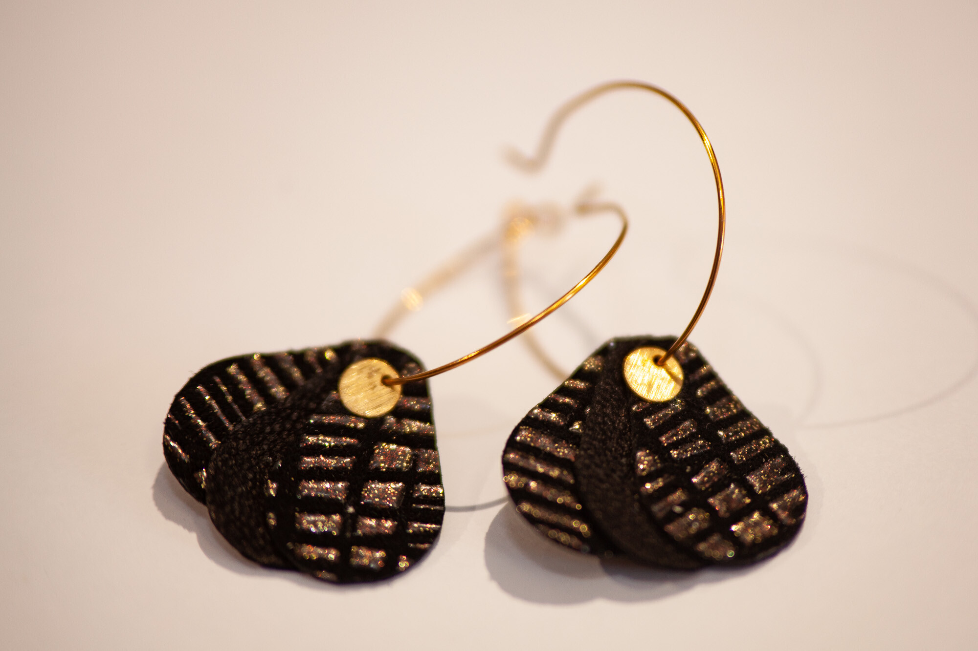 Réalisez vos boucles d'oreilles en cuir