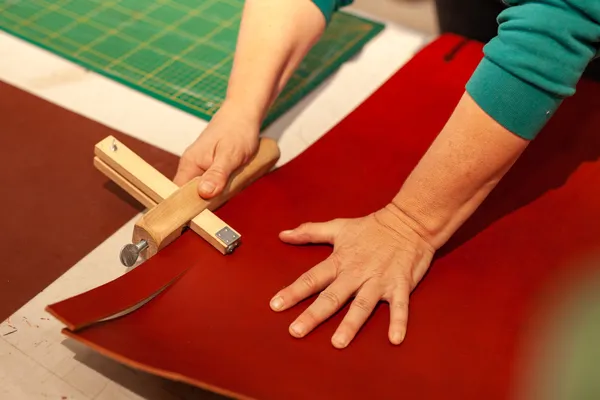 Fabriquez votre ceinture sur-mesure avec Maryline - Image n°3 - Wecandoo