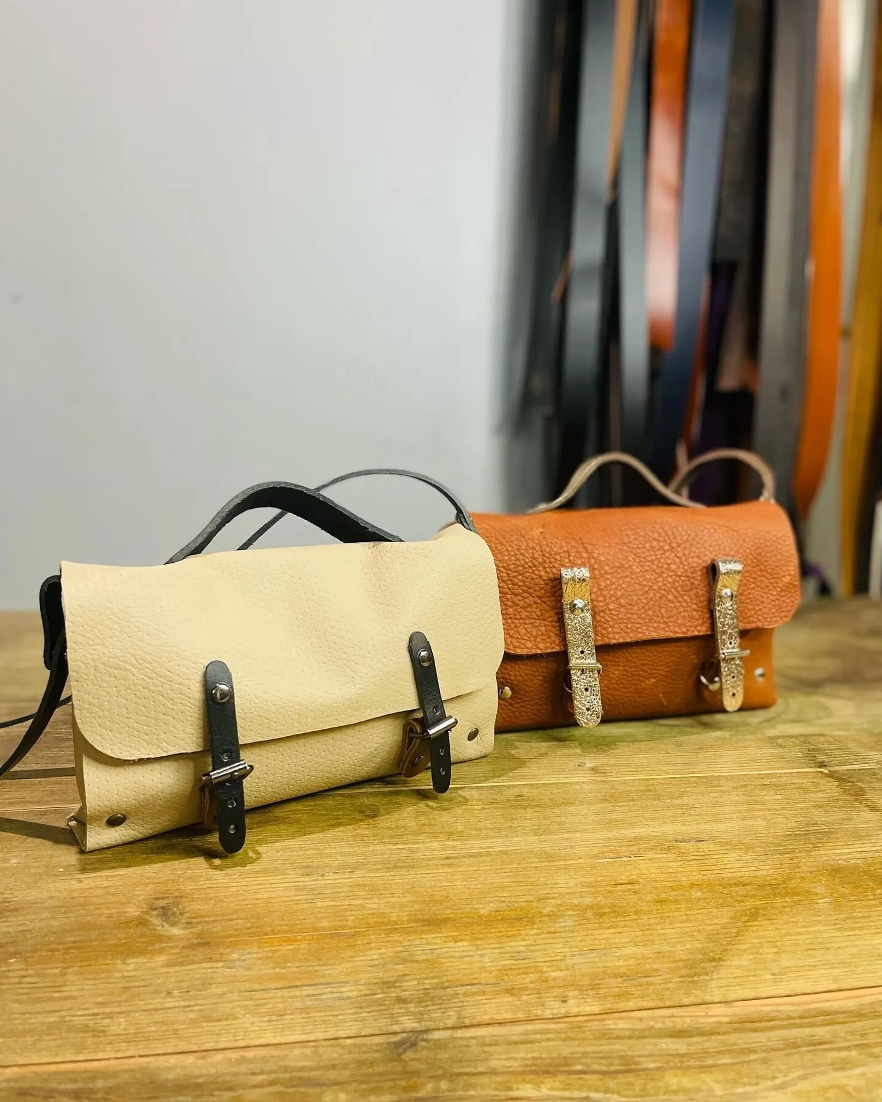 Fabriquez votre petit sac en cuir avec Géraldine - Afbeelding nr. 4 - Wecandoo