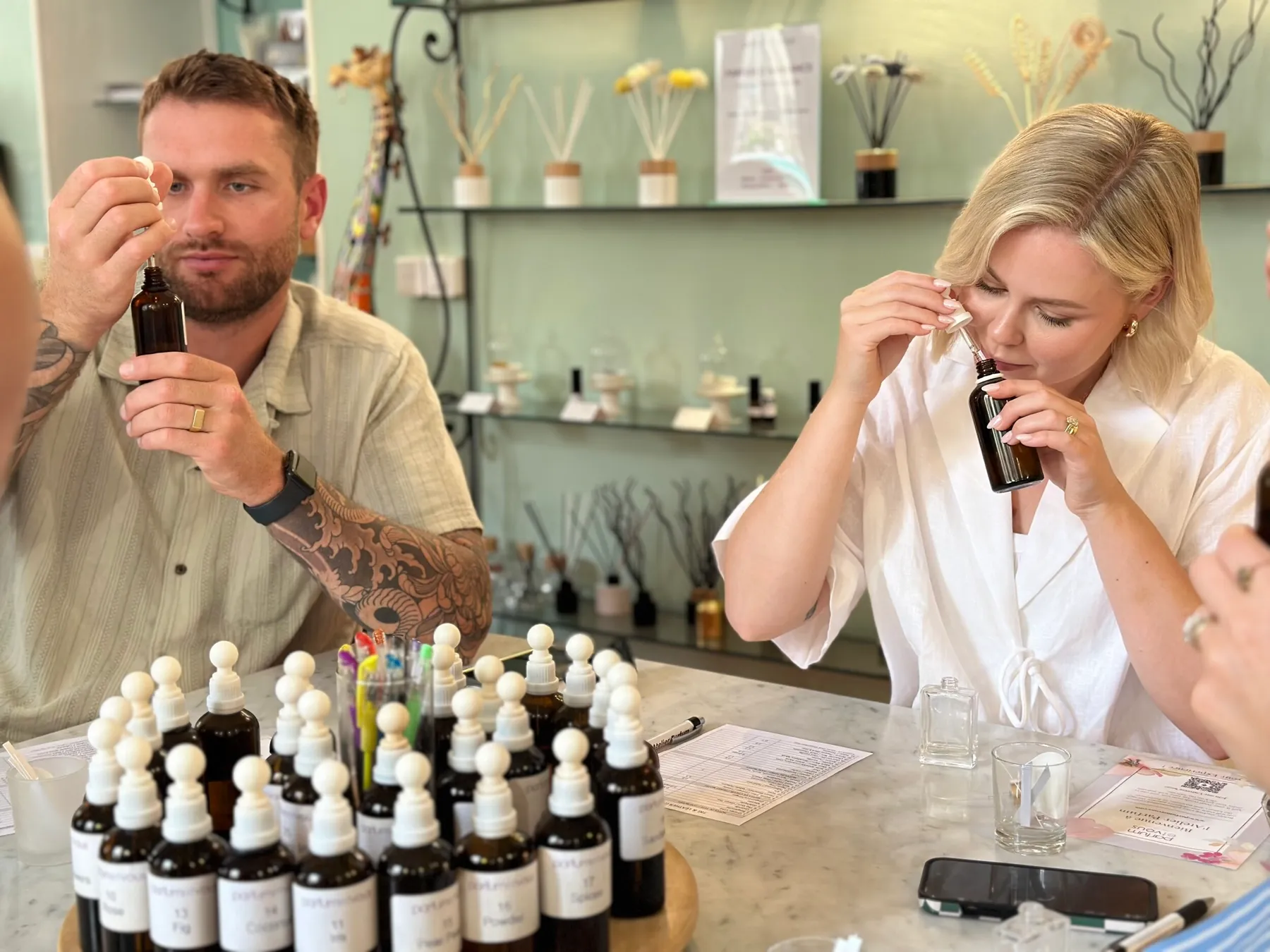 Émerveillez votre équipe et composez votre parfum avec Sasha - Image n°4 - Wecandoo