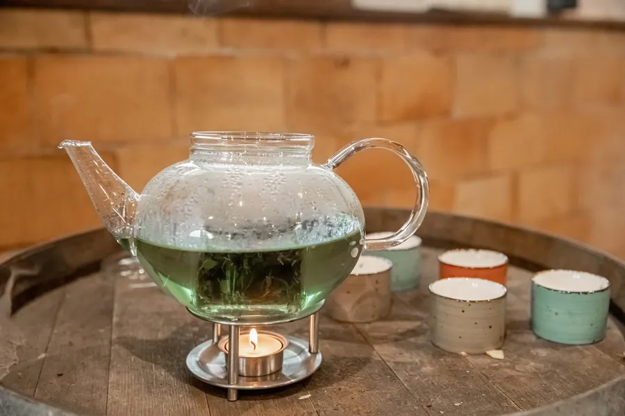 Réunissez votre équipe et créez votre tisane artisanale avec Karine - Image n°1 - Wecandoo