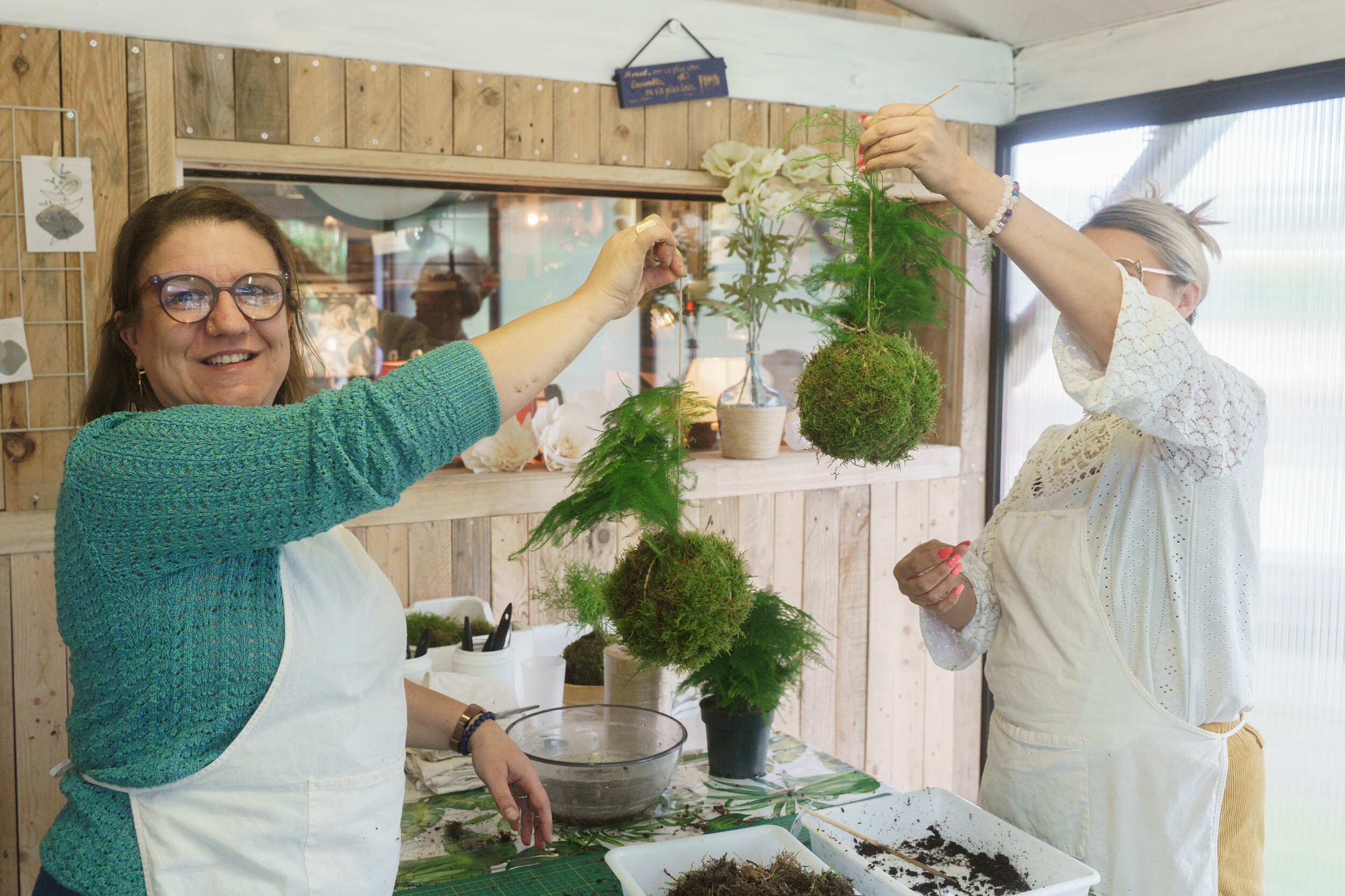 Réalisez votre kokédama en groupe