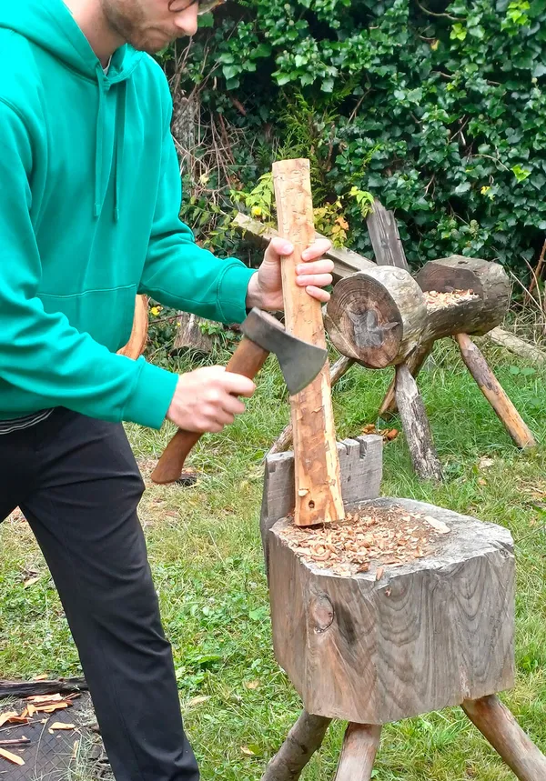 Taillez votre tabouret en bois sur une journée - Image n°3 - Wecandoo