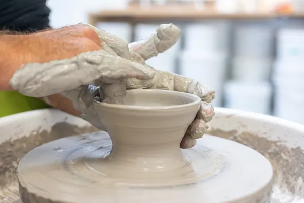 Tournez votre duo de tasses avec Esther - Image n°3 - Wecandoo