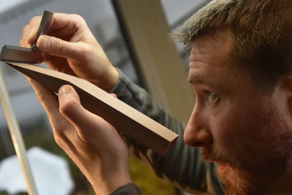 Réalisez votre guitare de A à Z en tête à tête avec Victor - 6J - Image n°3 - Wecandoo