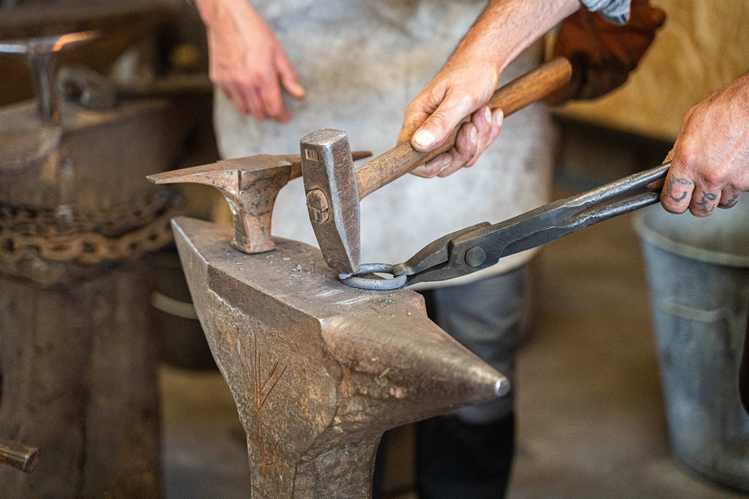 Vivez la vie d'un forgeron