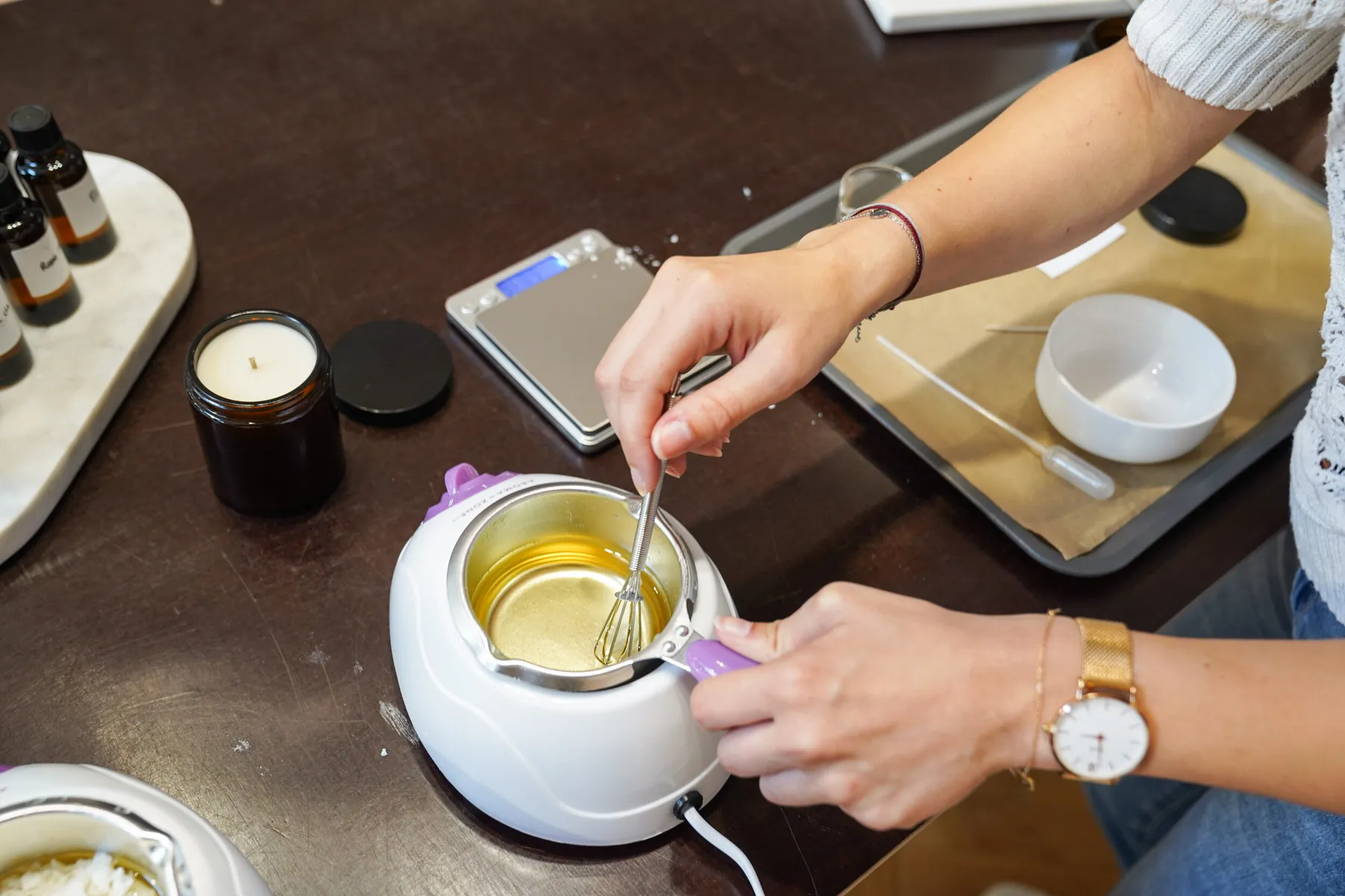 Inspirez votre équipe et réalisez vos bougies parfumées dans le Viaduc des Arts - Image n°1 - Wecandoo