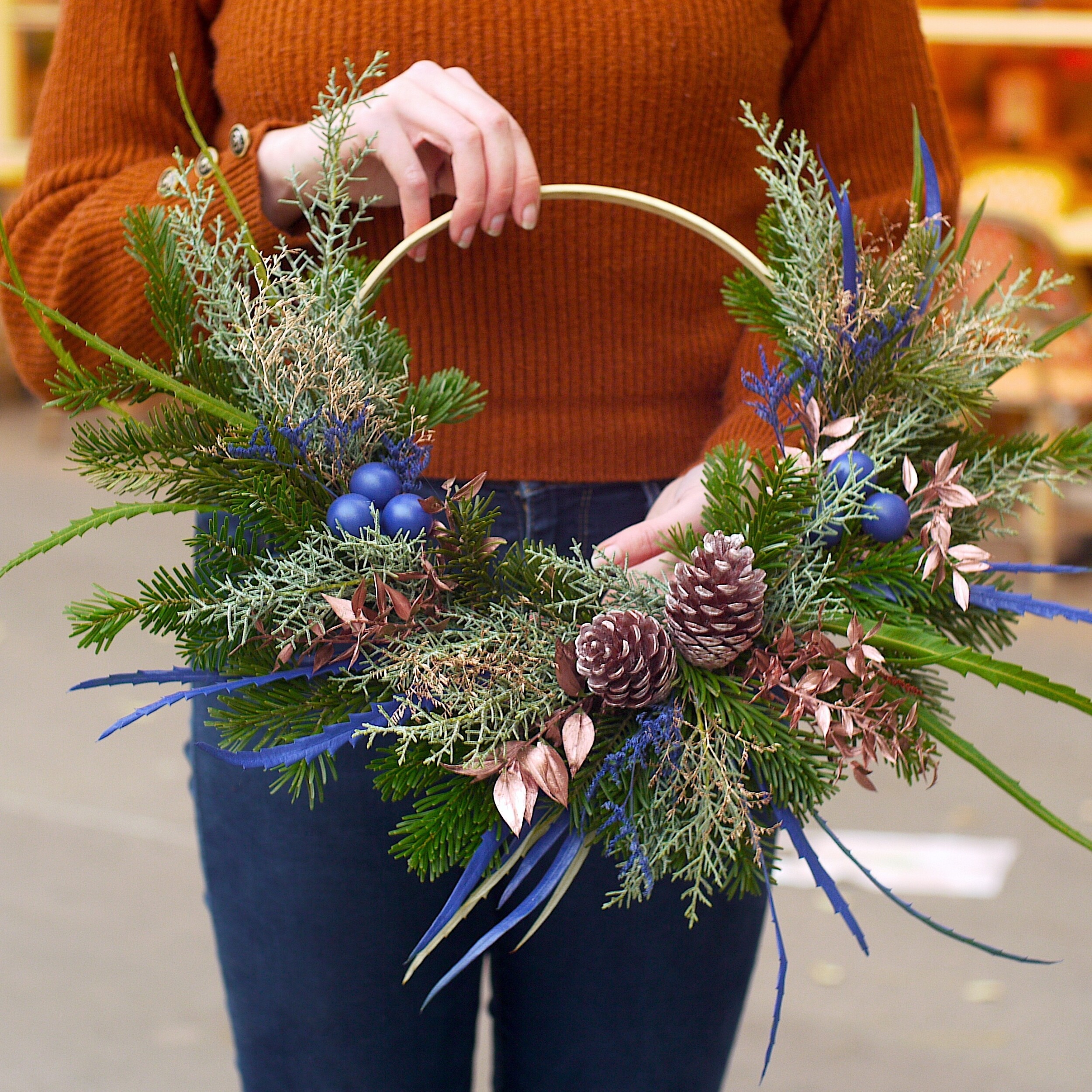 Wecandoo - Fabriquez votre couronne de fleurs séchées avec Camille et Solenne - Image n°9