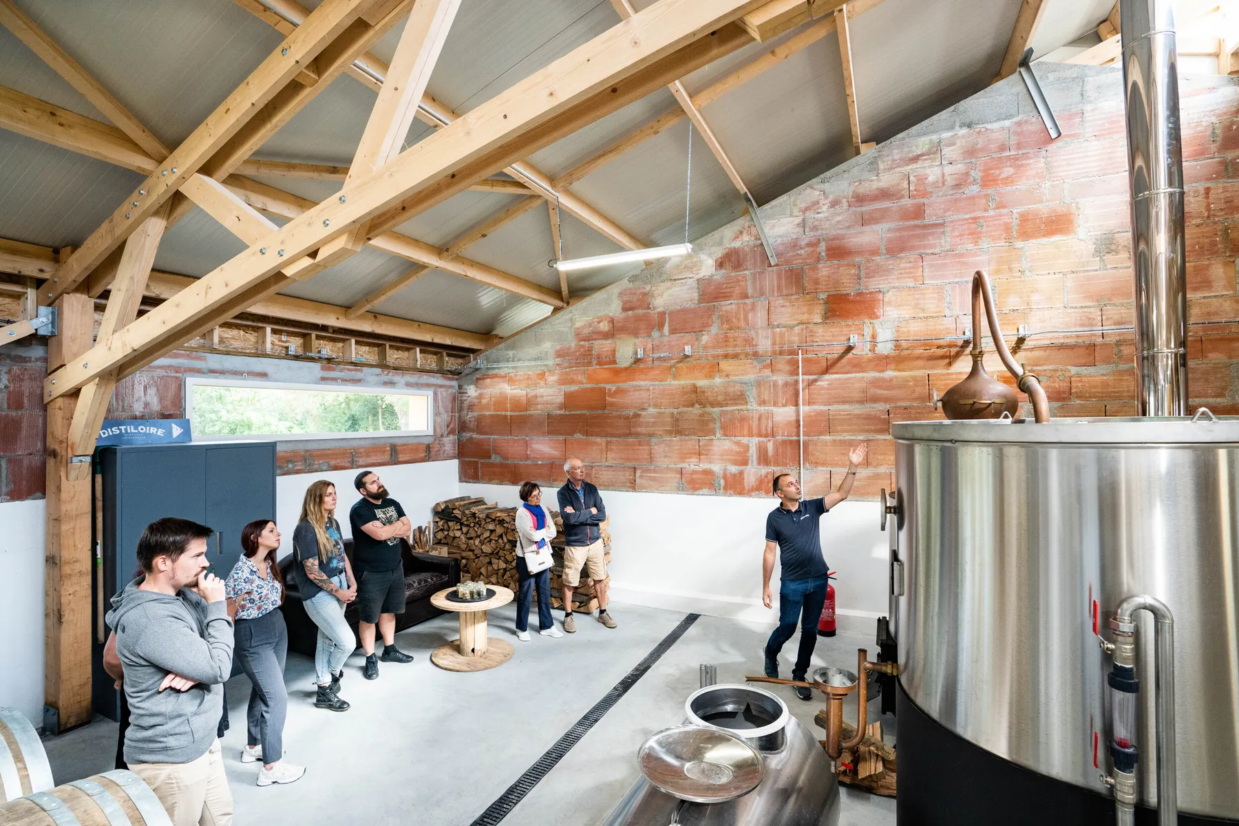 Visitez une distillerie et dégustez des spiritueux avec Benoît - Afbeelding nr. 1 - Wecandoo