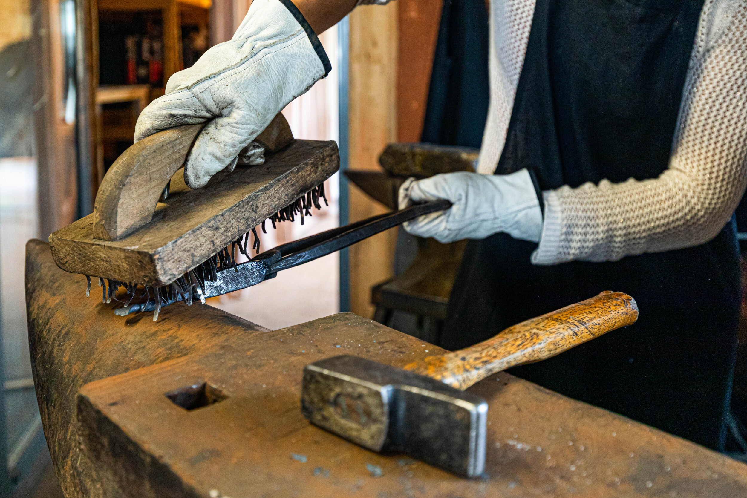 Wecandoo - Forgez votre couteau brut de forge sur une journée avec Olivier - Image n°2