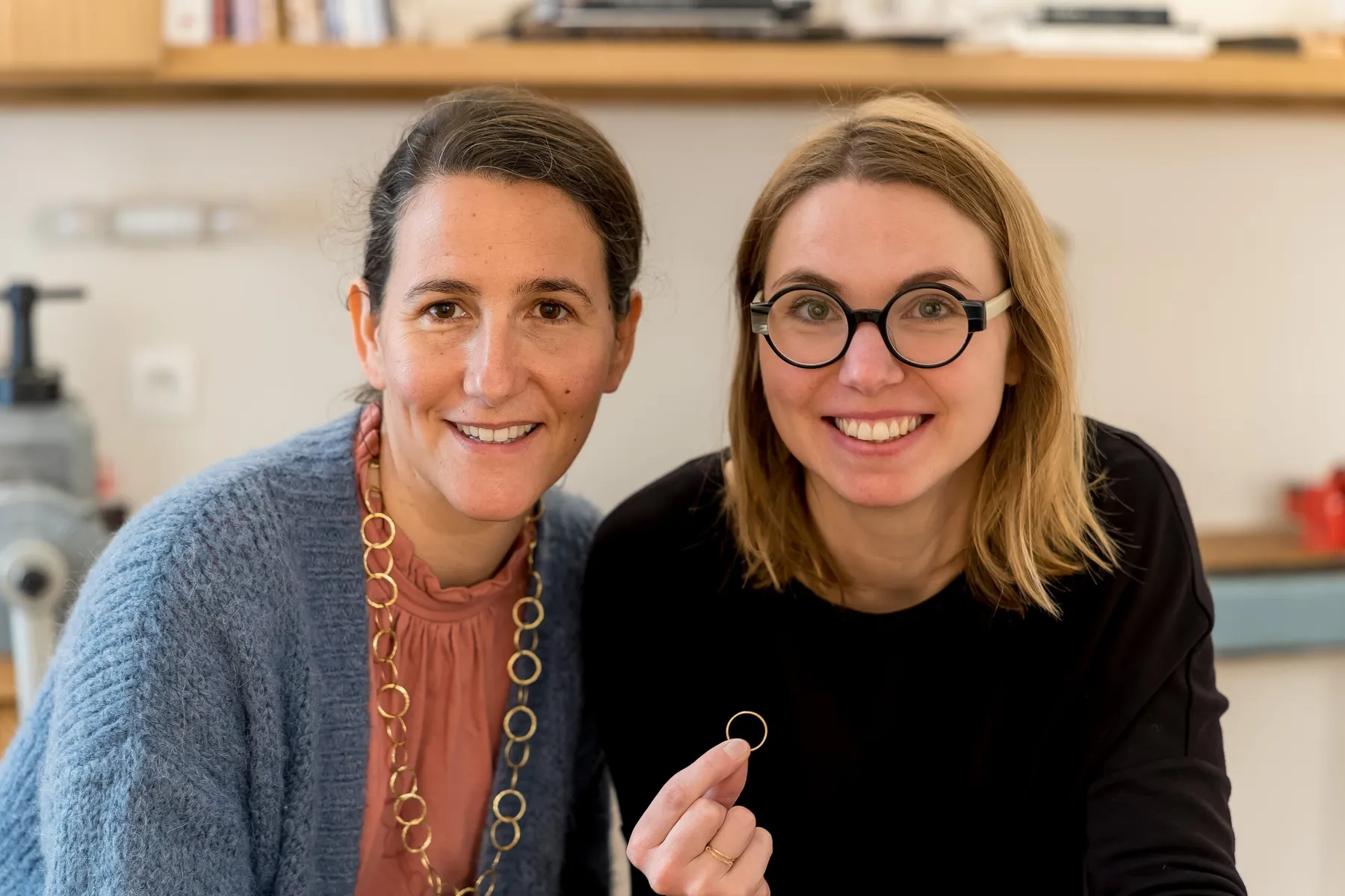 Fabriquez en duo vos alliances en or éthique 18 carats avec Carole - Image n°4 - Wecandoo