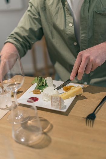 Wecandoo - Découvrez les accords vin et fromage en groupe