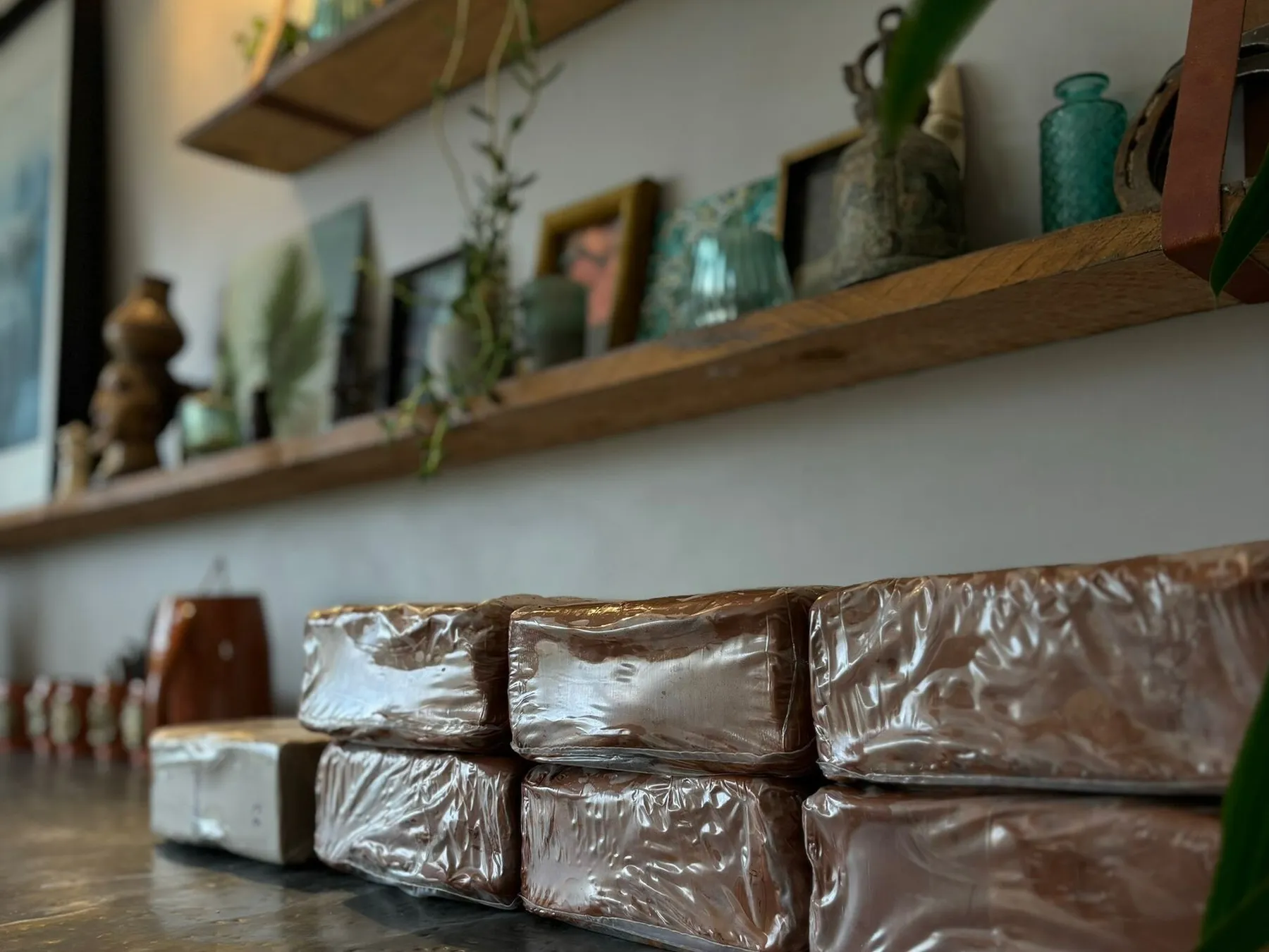 Initiez-vous au tour de potier sur une journée avec Aude - Image n°3 - Wecandoo