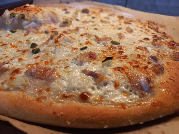 Rassemblez votre équipe et réalisez ensemble vos pizzas, cookies et brioches roulées au feu de bois avec Élise - Image n°4 - Wecandoo