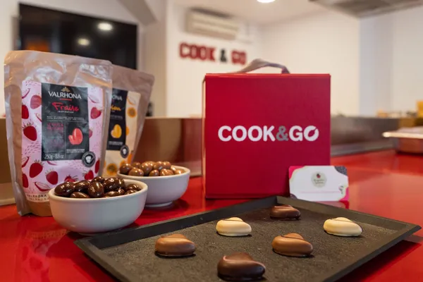 Enchantez votre équipe et réalisez chacun vos chocolats  avec Julia - Image n°2 - Wecandoo