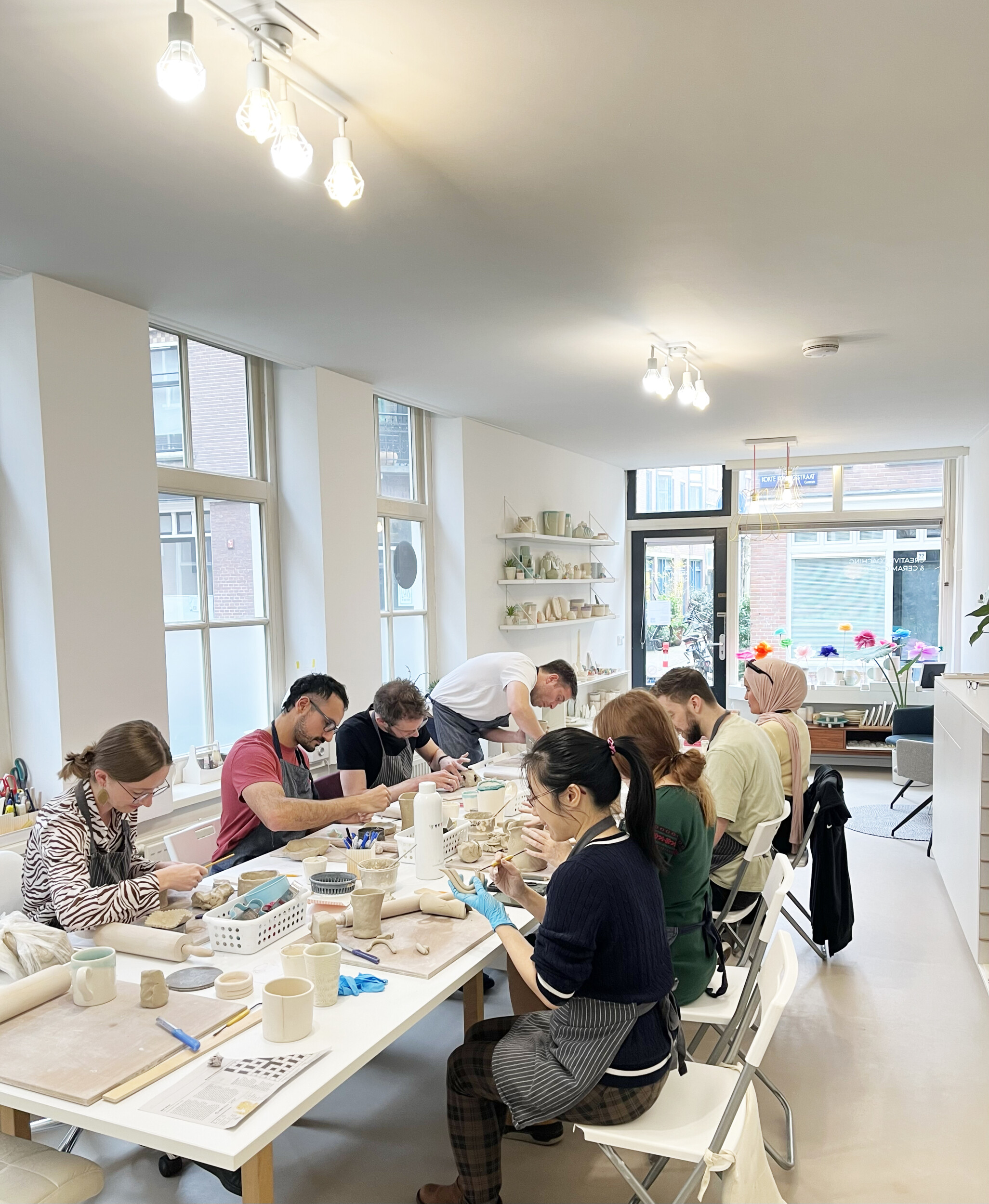 Wecandoo - Experience a ceramic workshop with your team at Kesem's - Image n°3