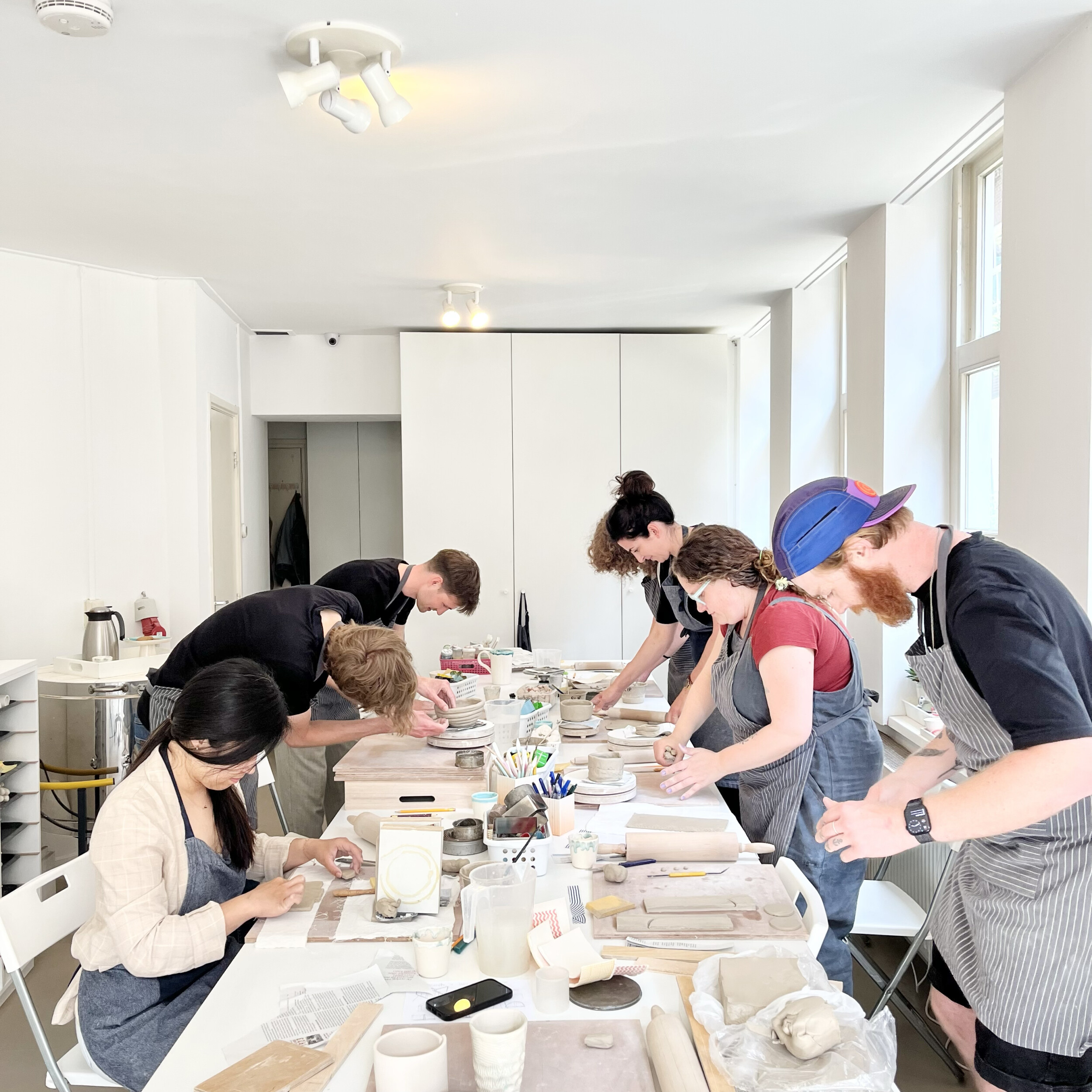 Wecandoo - Experience a ceramic workshop with your team at Kesem's - Image n°1