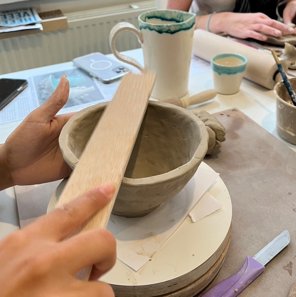 Wecandoo - Experience a ceramic workshop with your team at Kesem's - Image n°5