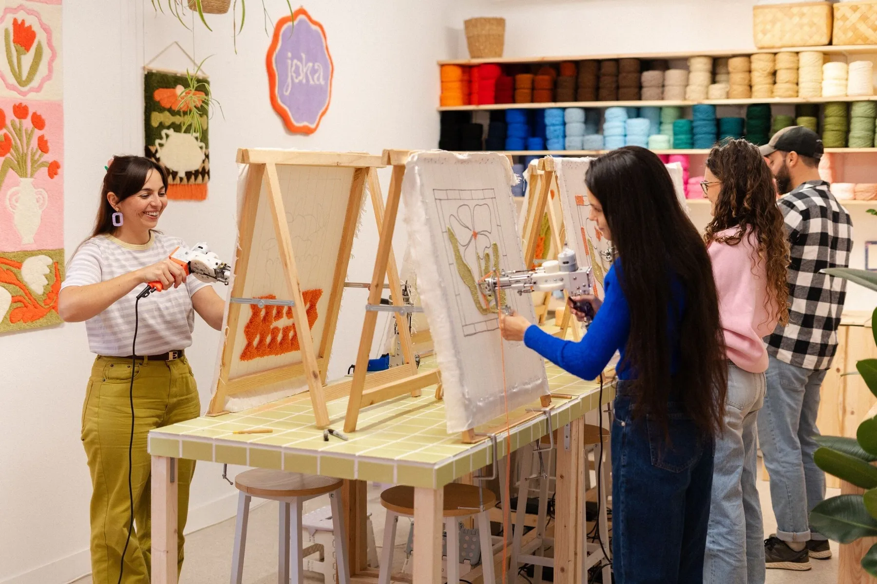 Tuftez votre tapis de A à Z sur une journée - Image n°1 - Wecandoo