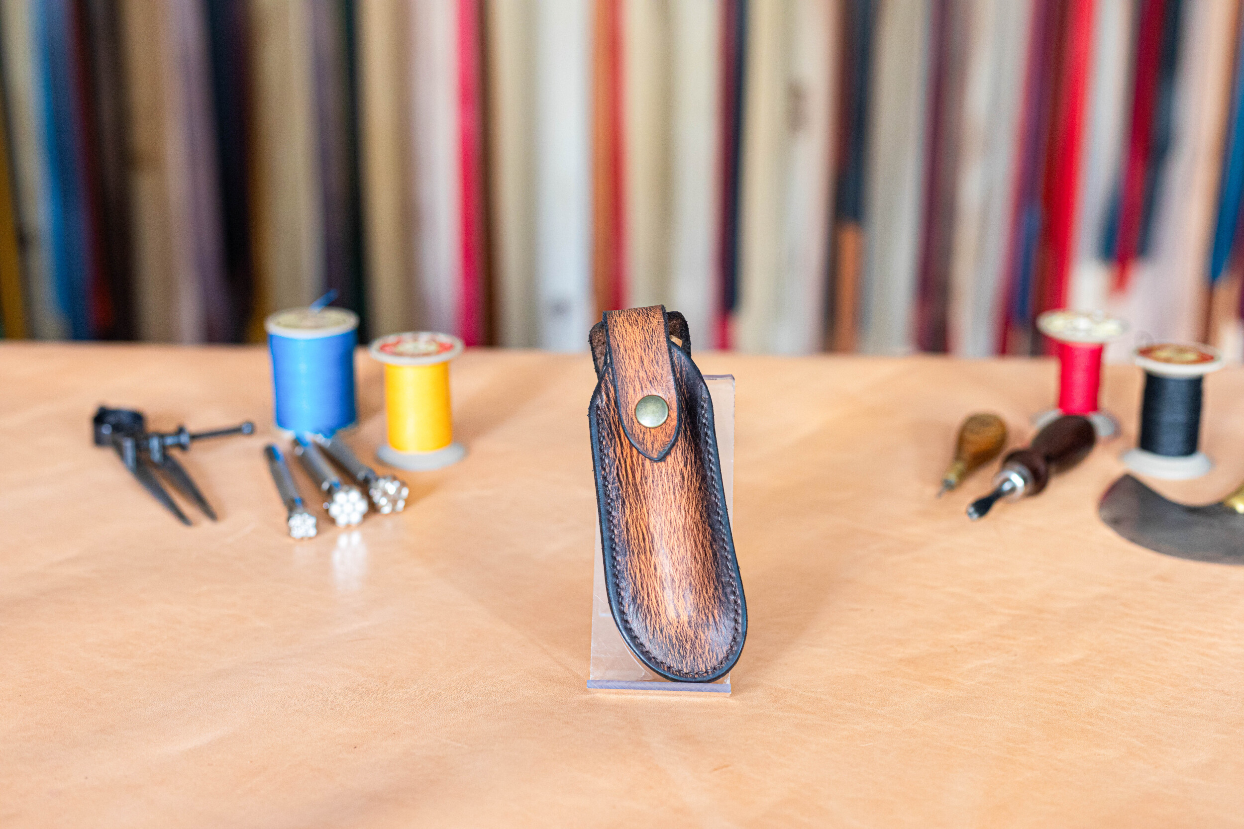 Concevez votre étui de couteau pliant