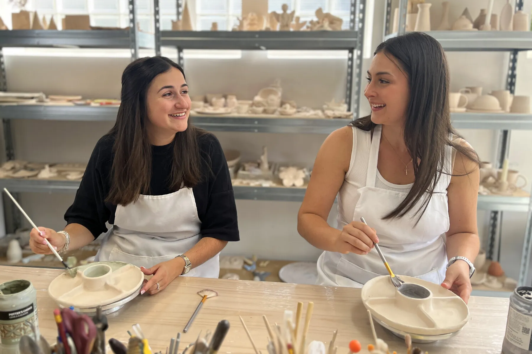 Modelez votre duo d'assiettes à fruits avec Elena - Image n°3 - Wecandoo