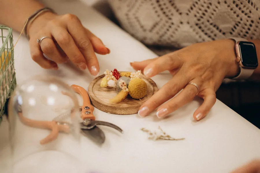 Composez votre cloche en fleurs séchées - Image n°1 - Wecandoo