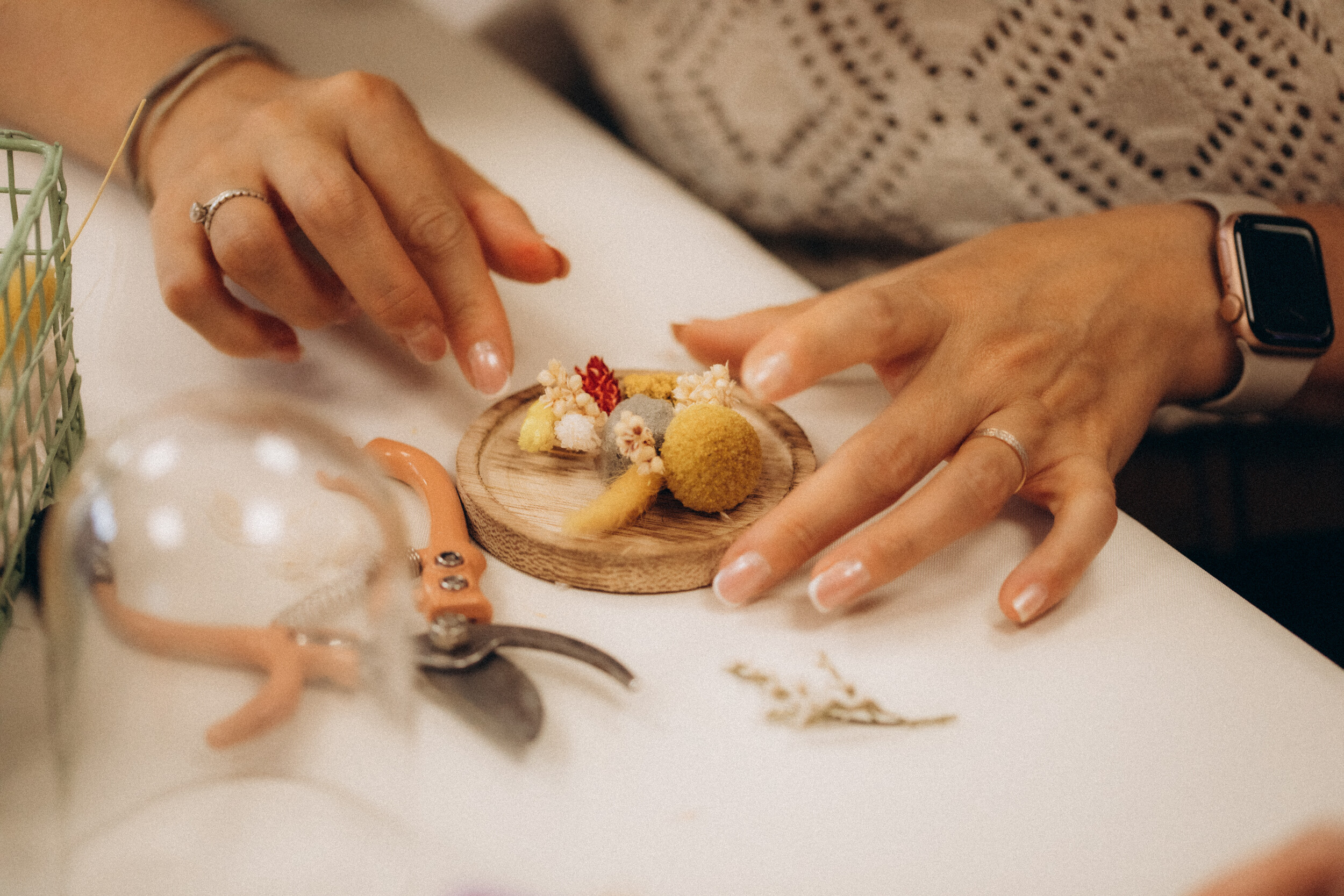 Composez votre cloche en fleurs séchées