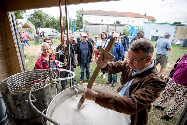 Brassez votre propre bière artisanale en équipe et directement dans vos locaux avec Nicolas - Image n°5 - Wecandoo