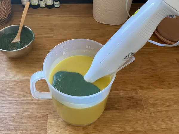 Fabriquez vos 500 g de savons artisanaux avec Maritza - Image n°4 - Wecandoo