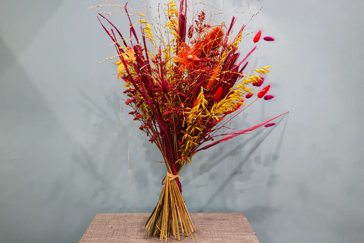 Créez un bouquet de fleurs séchées