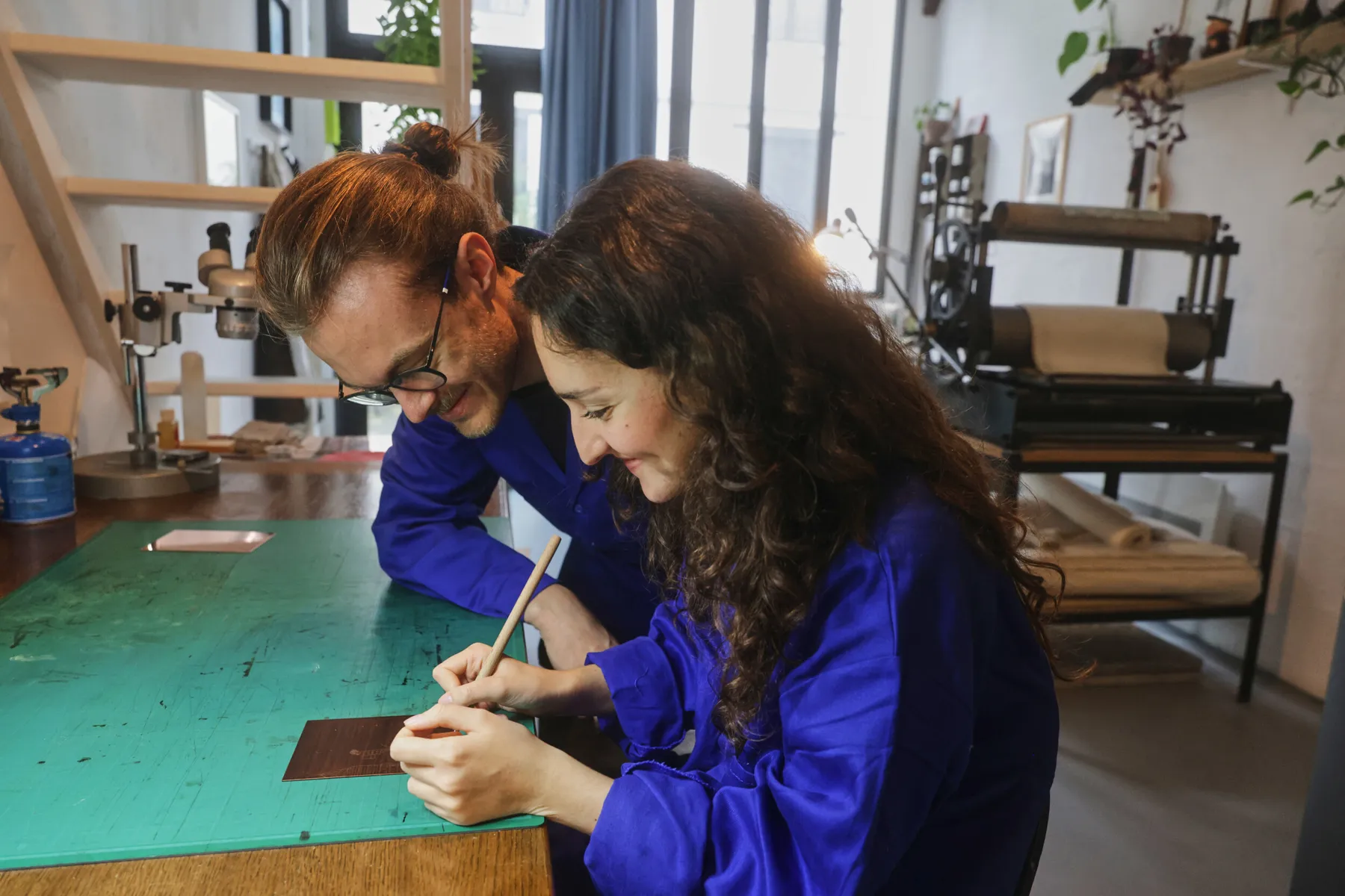 Découvrez la gravure à l’eau-forte sur cuivre avec Marius - Image n°2 - Wecandoo