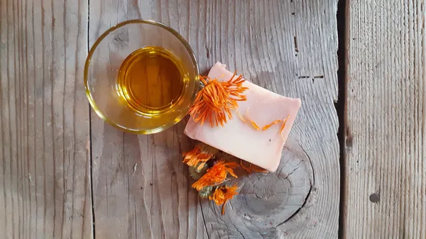 Créez vos savons naturels en équipe avec Laetitia - Image n°3 - Wecandoo