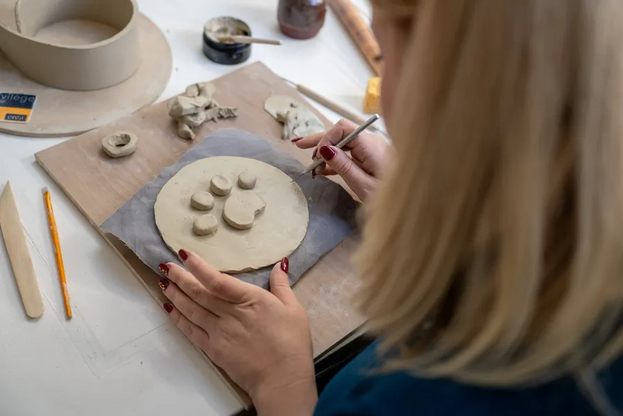 Modelez une gamelle unique pour votre animal de compagnie avec Mariatou - Afbeelding nr. 1 - Wecandoo