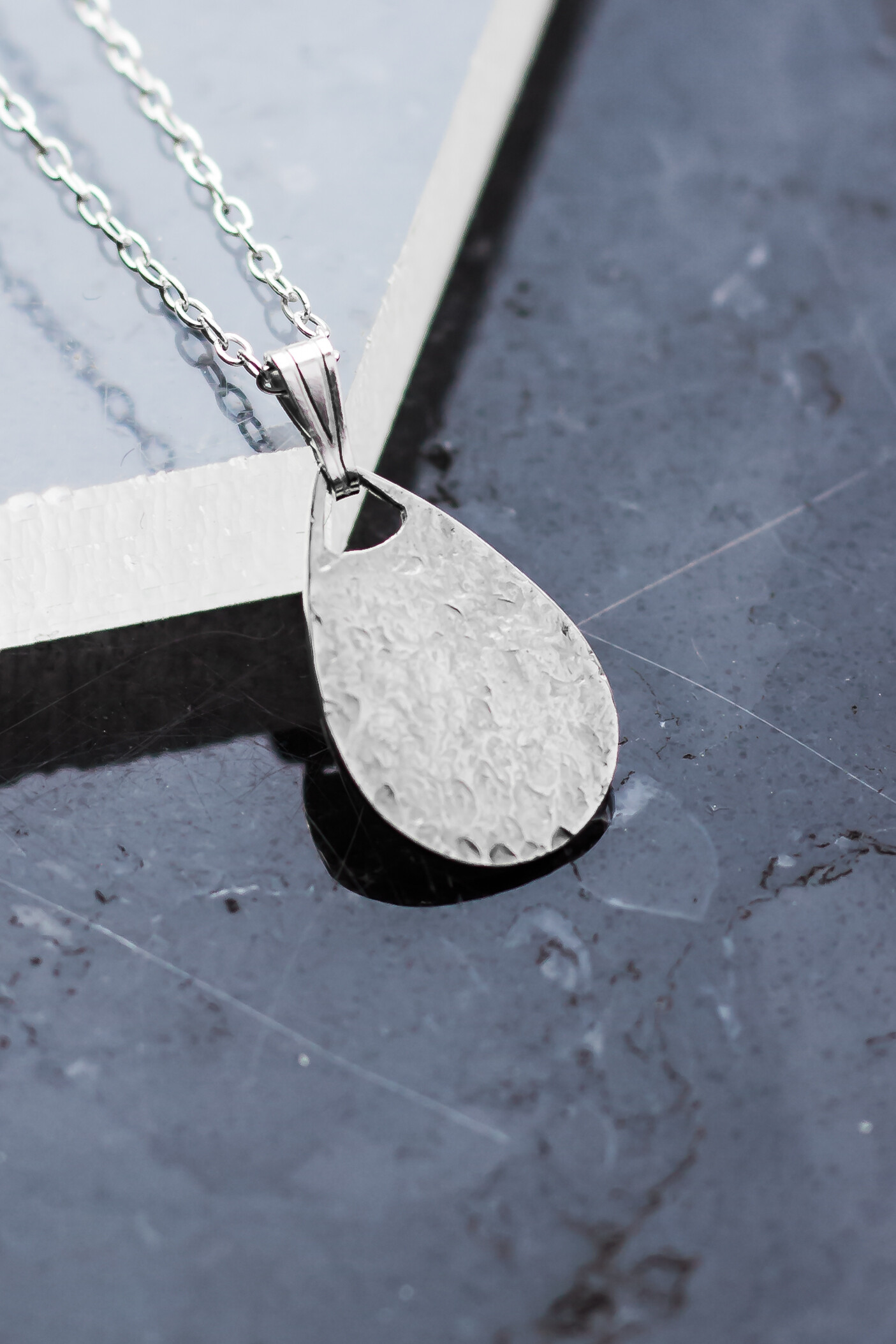 Wecandoo - Create your own silver pendant with Nadia, Luke and Quincey - Image n°4