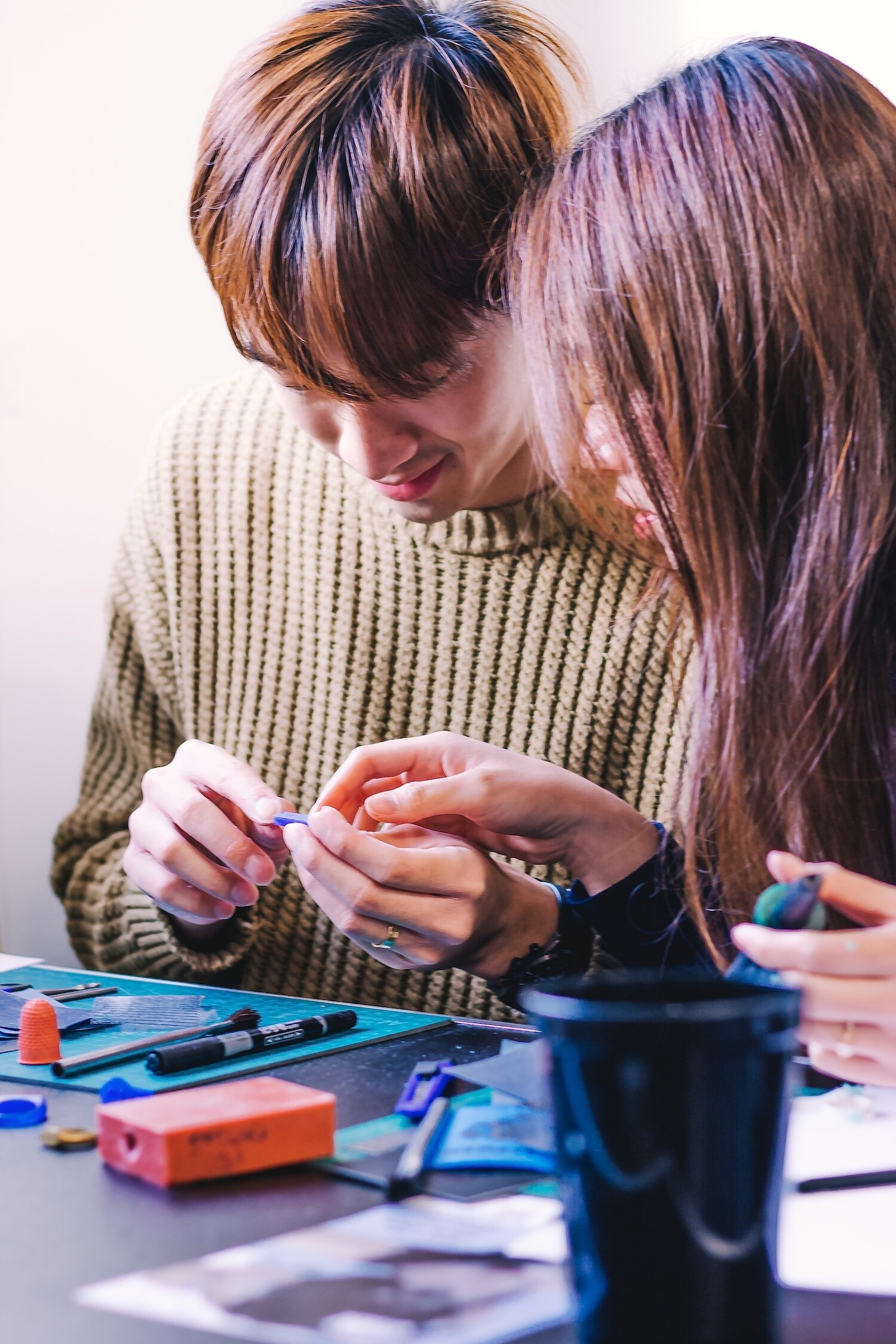 Wecandoo - Create your own silver pendant with Nadia, Luke and Quincey - Image n°1