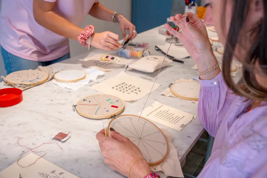 Initiez-vous à la broderie dans votre lieu - Image n°1 - Wecandoo