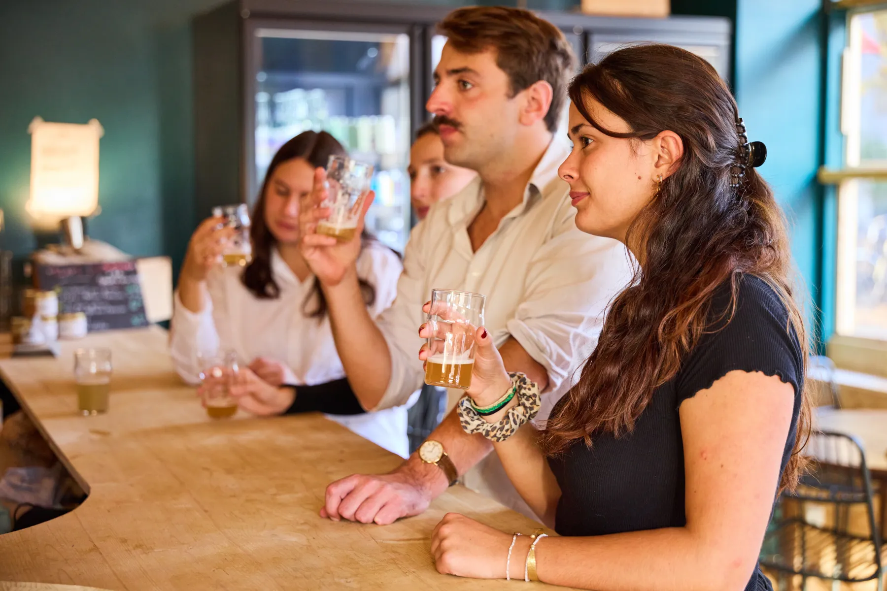 Rassemblez votre équipe et dégustez 6 bières artisanales au sein d'une microbrasserie avec Fabien - Image n°2 - Wecandoo