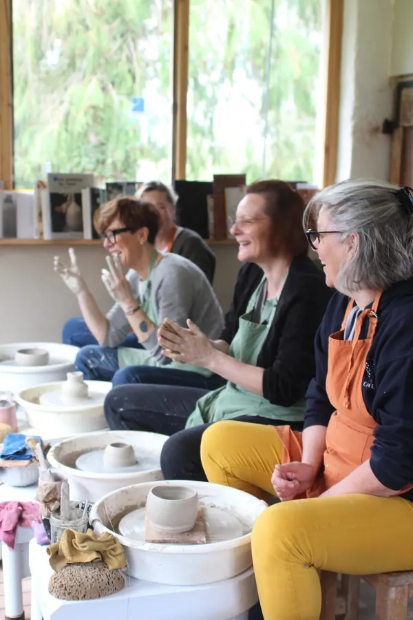 Initiez-vous au tour et au modelage sur une journée - Image n°1 - Wecandoo