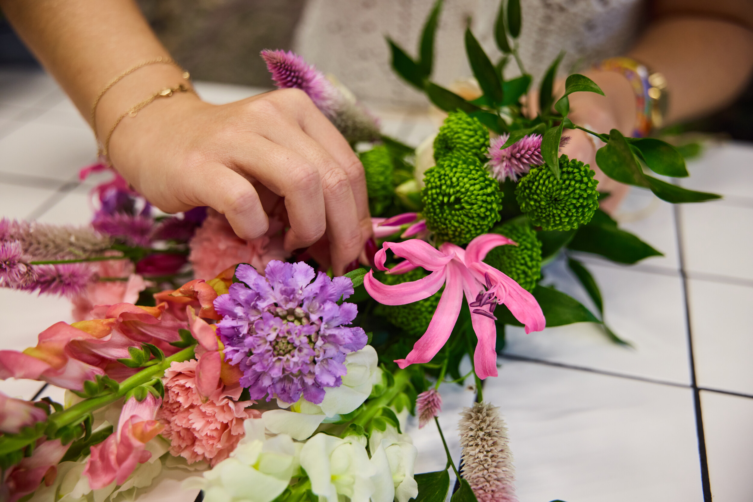 Wecandoo - Composez votre bouquet de fleurs fraîches avec Marie-Eugénie - Image n°8