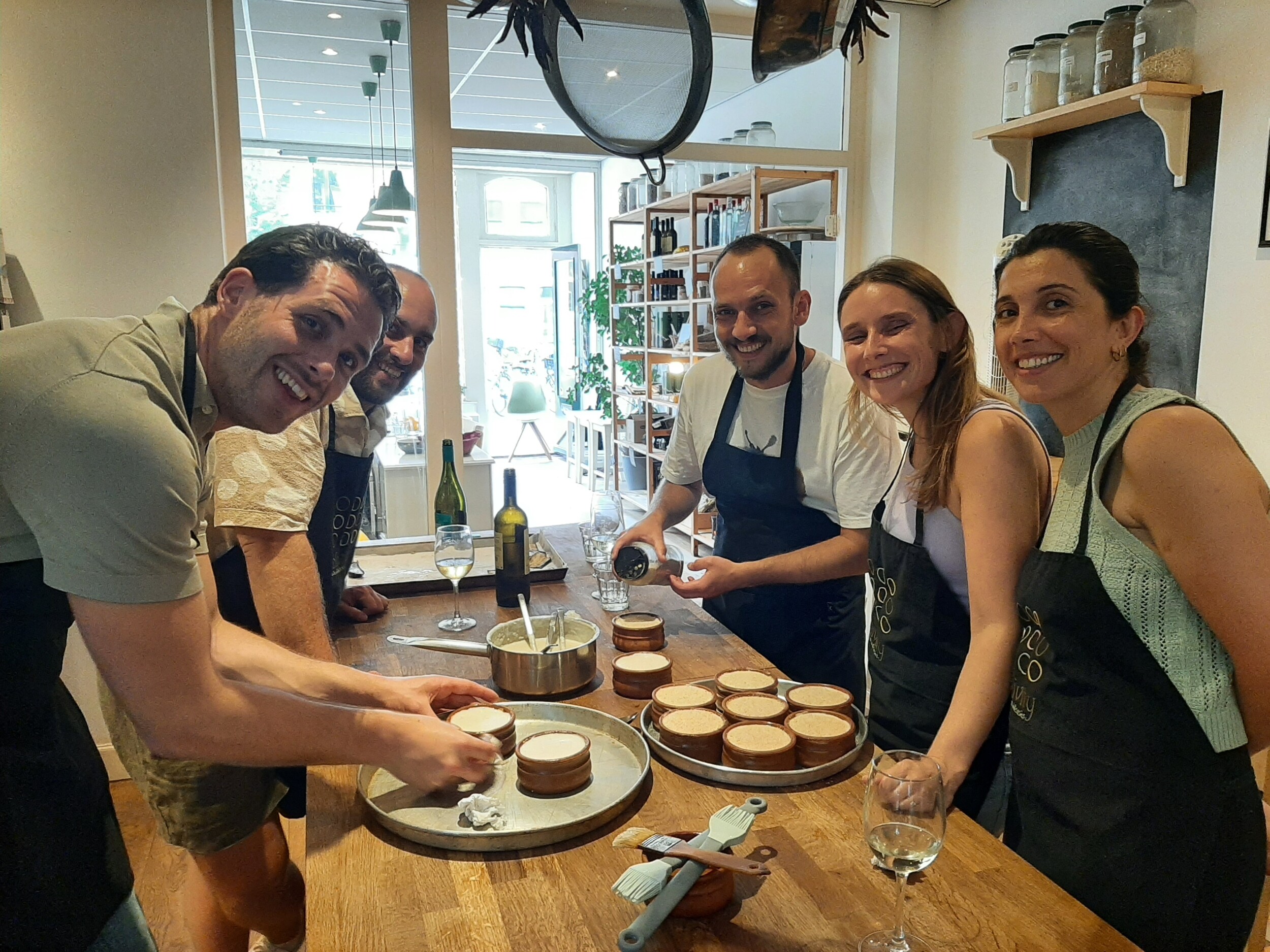 Wecandoo - Gather your team and prepare a 2-course Greek dinner with Caterina - Image n°7