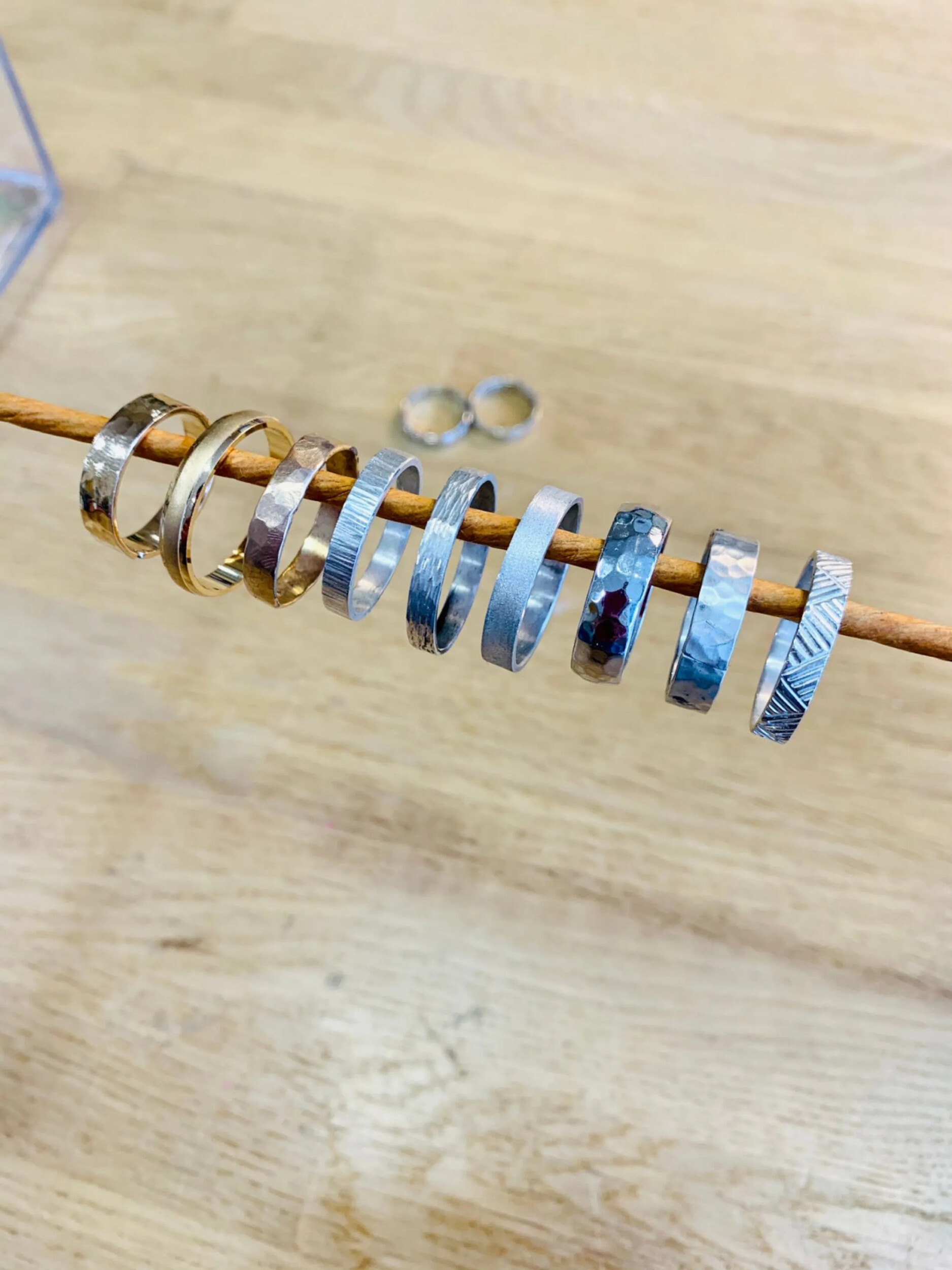 Créez vos alliances sur-mesure en duo